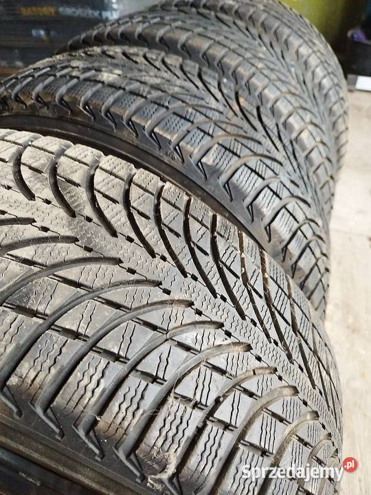 Opony zimowe Michelin 22560r17