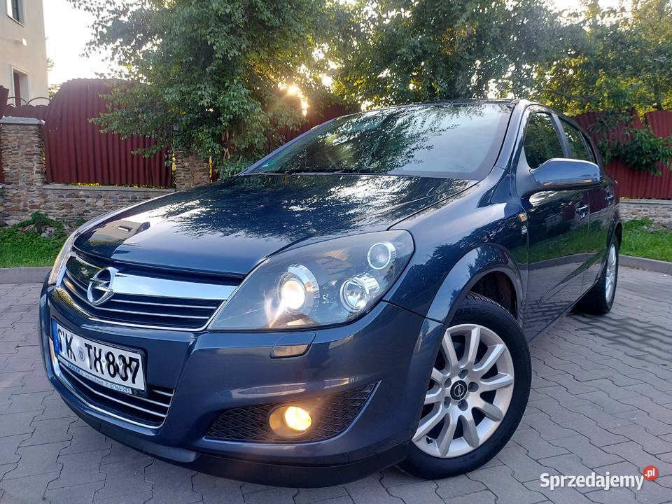 Opel Astra Edition 18 Benzyna 140 Bi Xenon czujnik deszczu Dzierżoniów