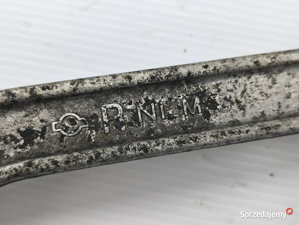 WAHACZ PRZEDNI GÓRNY LEWY INFINITY QX70 30D sprzedam