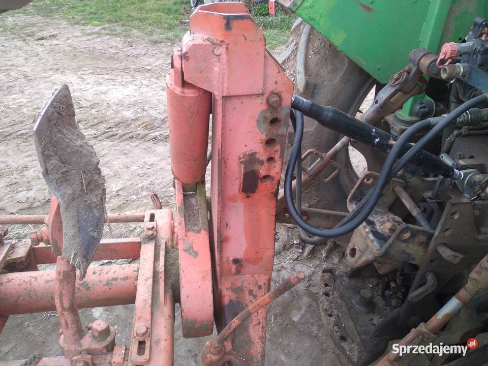 Pług 3 skibowy obrotowy Rozdrażew