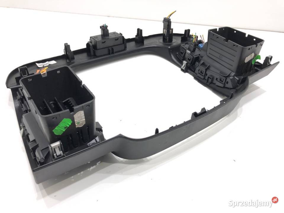 KRATKA NAWIEWU PRZÓD RENAULT TRAFIC III osobowe