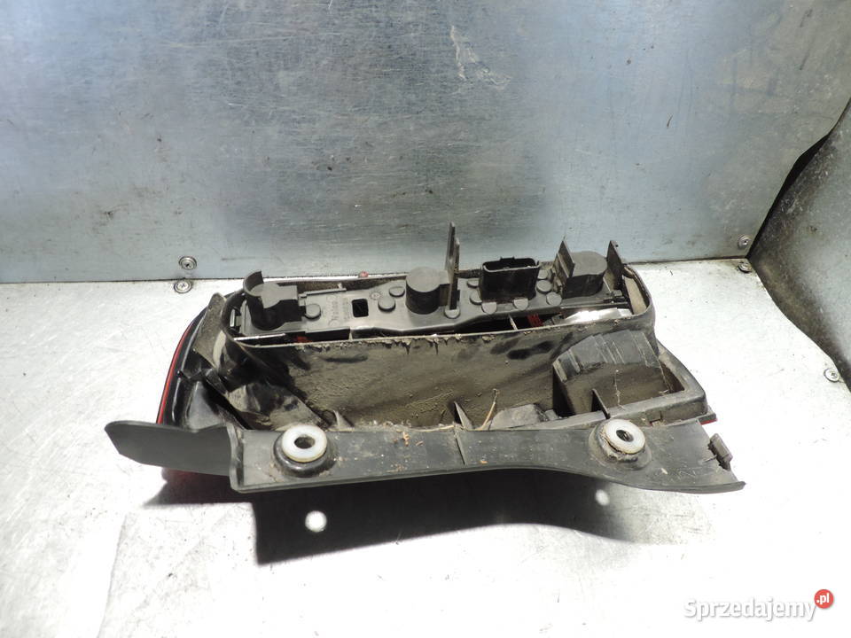 LAMPA LEWA TYŁ TYLNA NISSAN MICRA K12 3D HB Lampy tylne Nowy Sącz