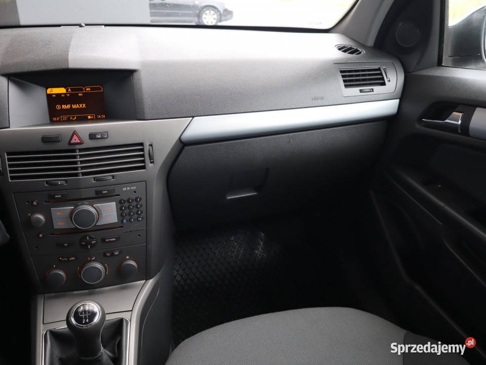 Opel Astra 16 16V 77KM Piaseczno sprzedam