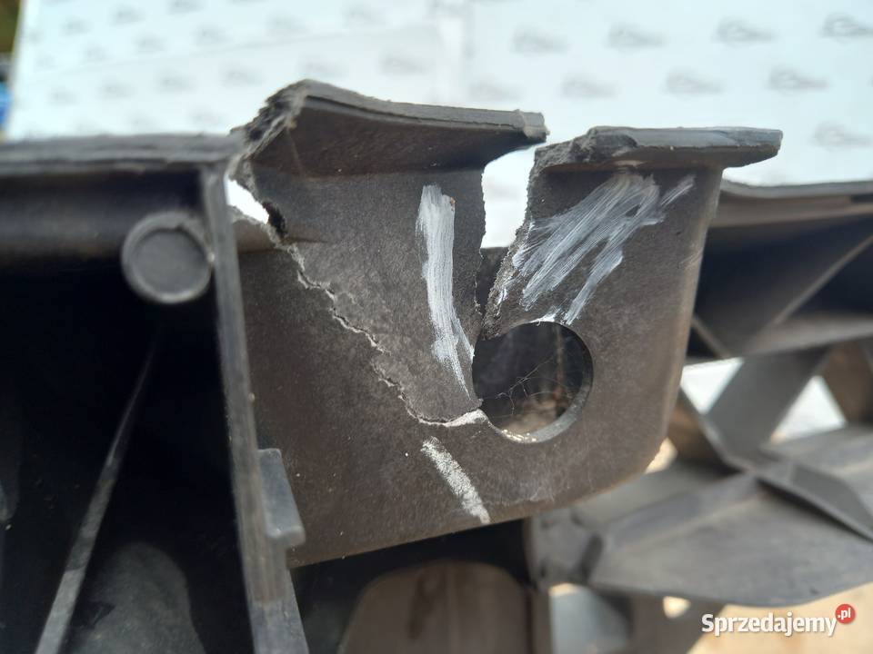 SEAT IBIZA IV pas przedni wzmocnienie 6Q0010661T osobowe Kielce