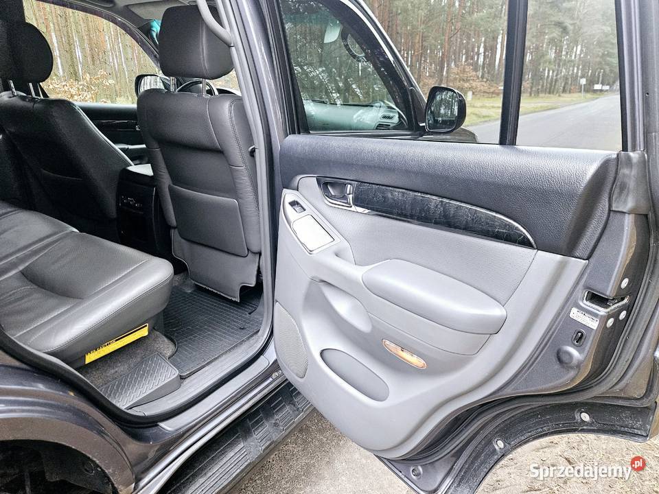 Toyota Land Cruiser 120 4/5 Lubasz