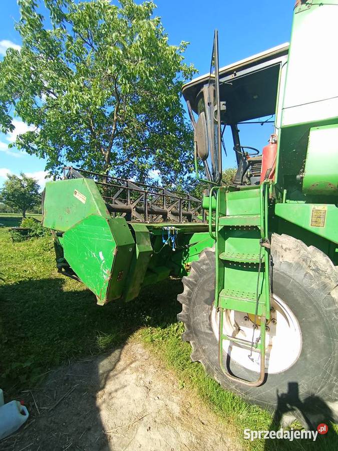 Kombajn zbożowy JOHN DEERE 1065 łódzkie