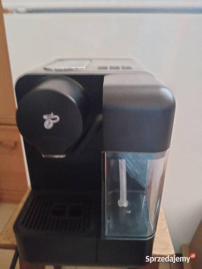 Ekspres kapsułkowy TCHIBO Cafissimo Milk czarny AGD drobne lubelskie