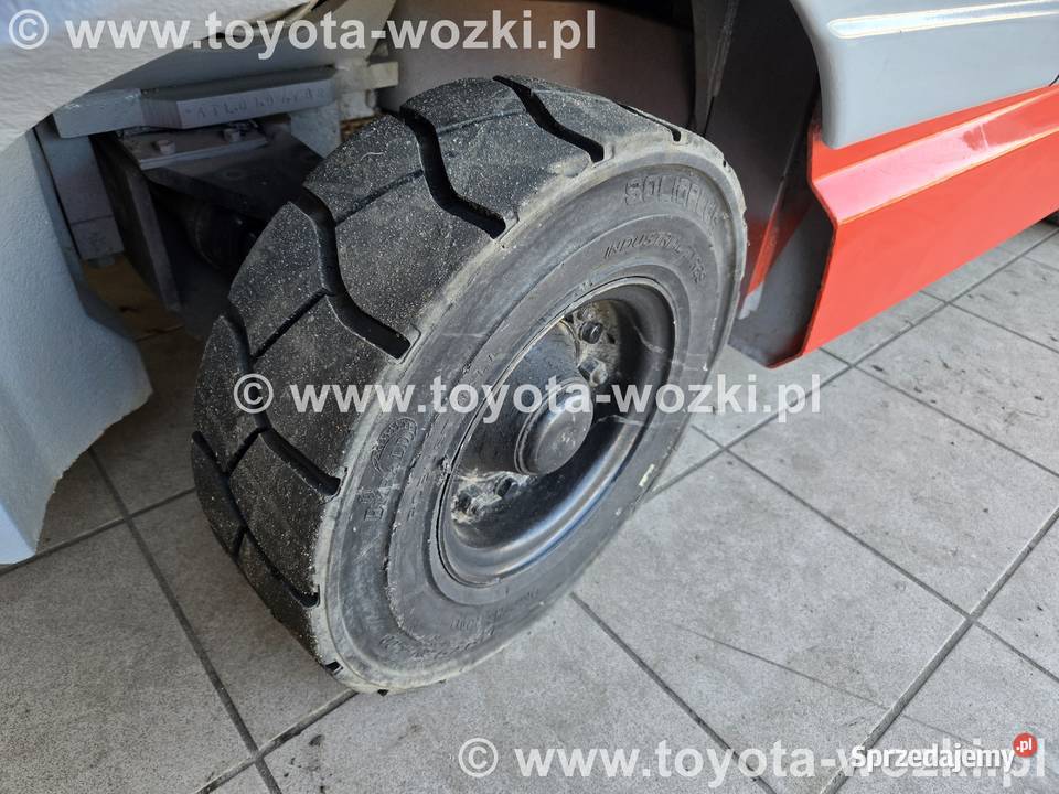 Wózek Widłowy TOYOTA 6FG25 Kabina Przesuw TOYOTA regulowane widły Wózki widłowe śląskie Mysłowice
