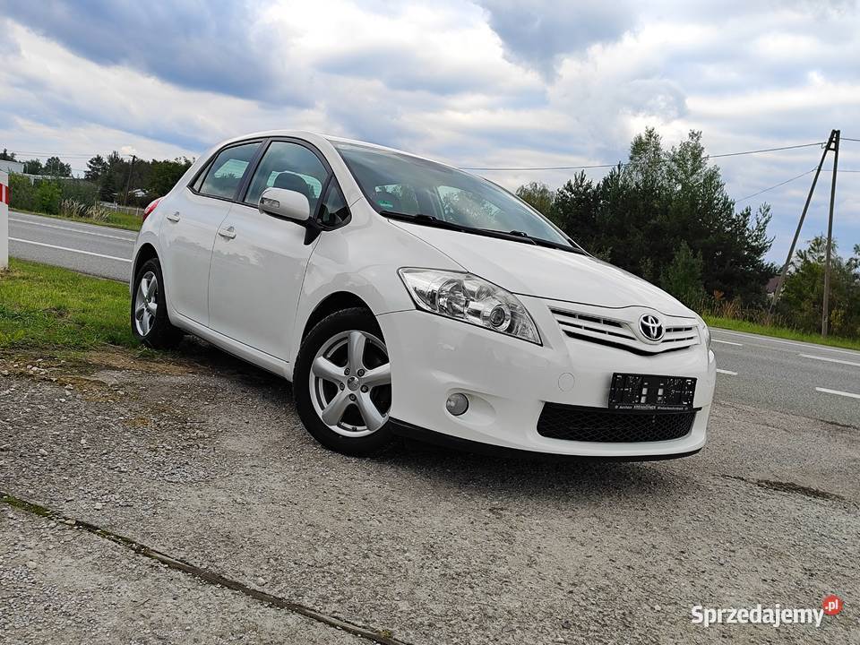 Toyota Auris 2011r Lift 16 Benz z Niemiec immobilizer Auris Królewiec
