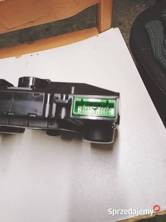 Panel Nawiewu klimatyzacjiradia VOLVO S60 ll pomorskie sprzedam