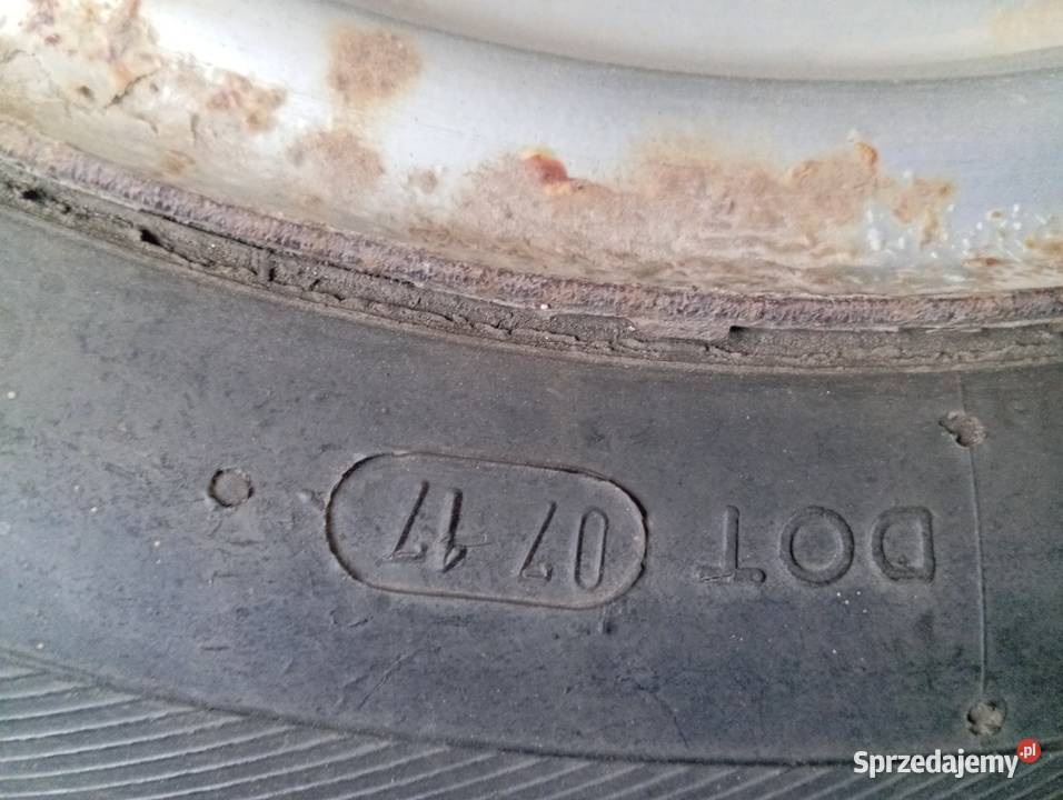 Sprzedam komplet kół zimowych 16570 r13 4x100 Podegrodzie