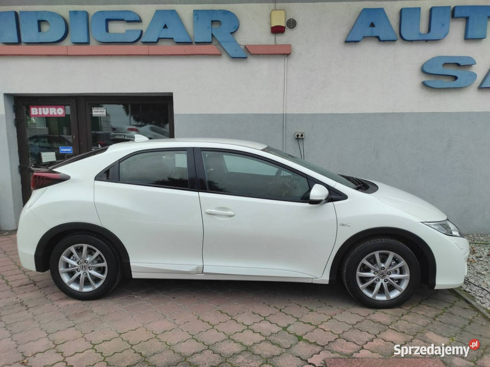 Honda Civic klima LED tempomat 6biegów autoalarm Civic