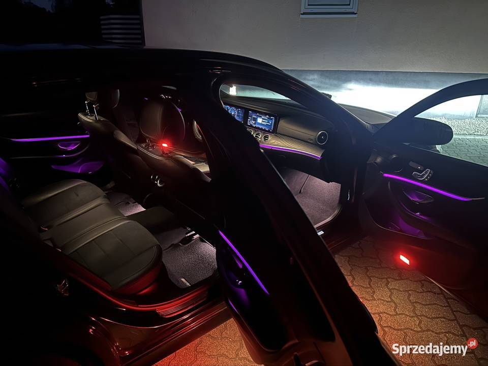 Mercedes Eklasa AMG Line Pano 360 Widescreen napęd 4x4 Szczecinek