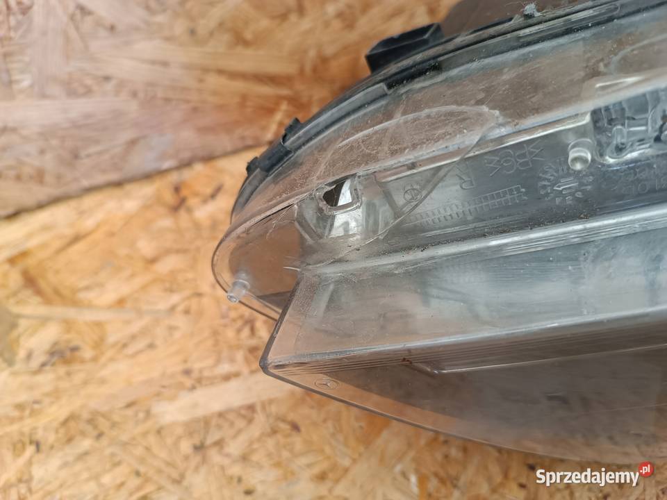 LAMPA PRAWY PRZÓD EU REFLEKTOR A2048209659 Nowy Tomyśl