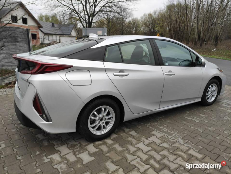 Toyota Prius 38 V 2023 kurtyny powietrzne mazowieckie Stare Budy