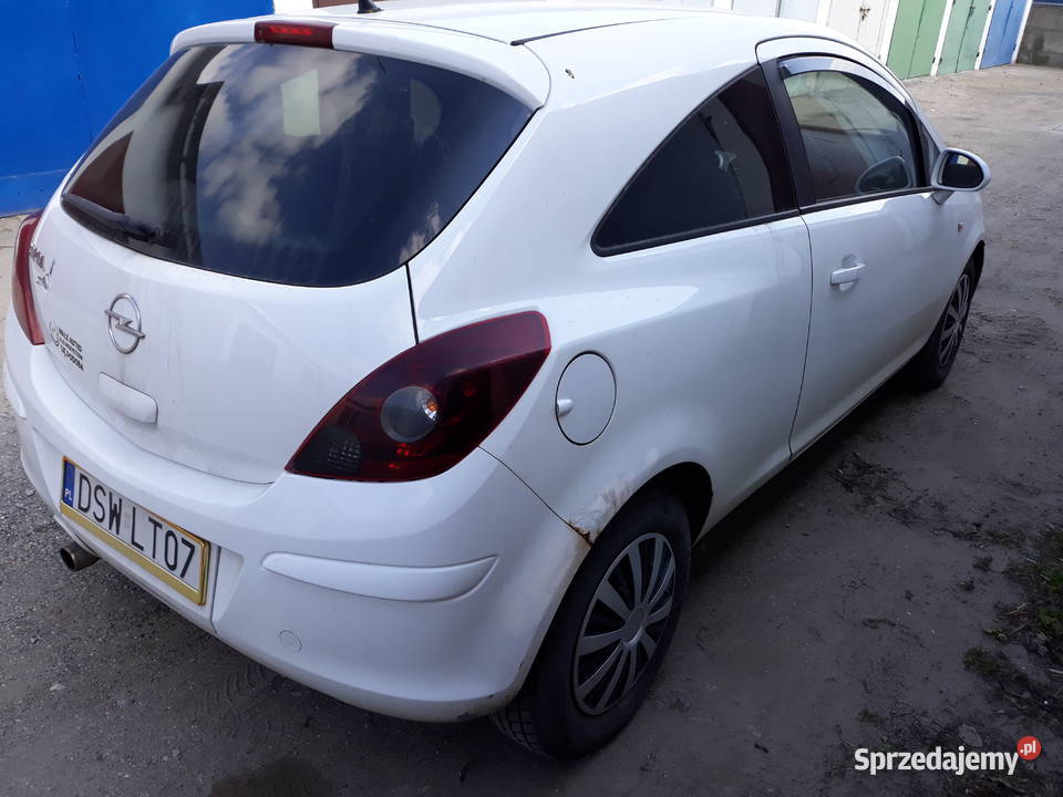 Opel Corsa 2009 r 14 16v 100 1400cm3 dolnośląskie