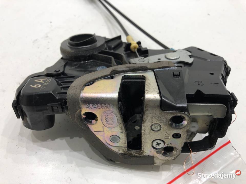 ZAMEK DRZWI LEWY PRZÓD LEXUS CT Hatchback