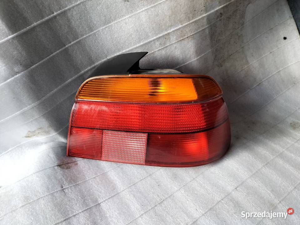 BMW 5 E39 Lampa tył prawa 2VP00724002 Kamień-Kolonia sprzedam