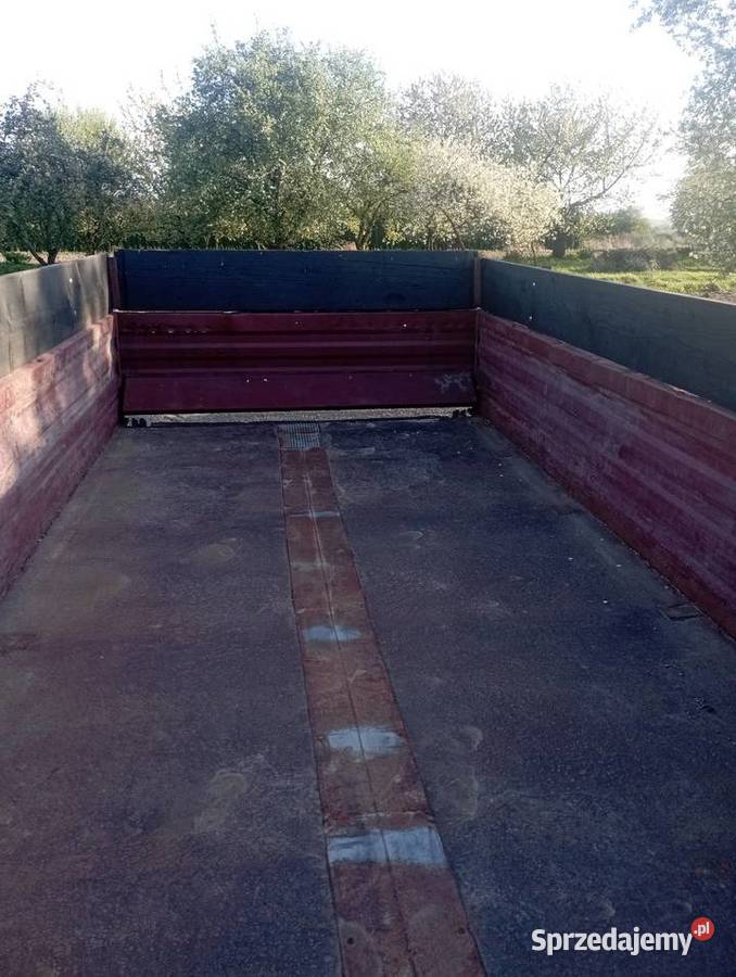 Rozrzutnik obornika dwuosiowy Maszyny rolnicze Morawica