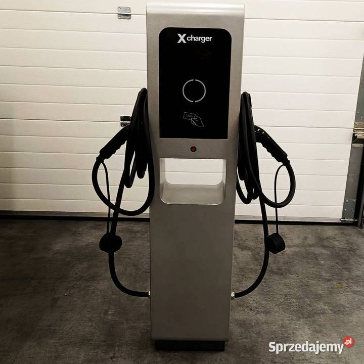 Słupek parkingowy EV 44kW do firmy Góra Kalwaria