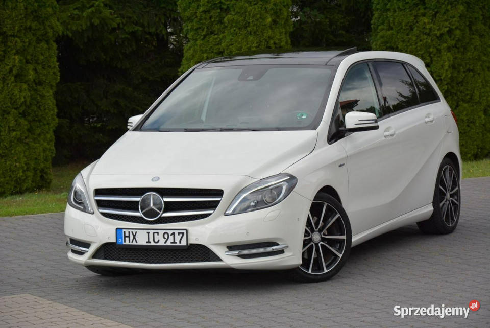 Mercedes B 180 Panorama LED BiXenon Navi Kamera mazowieckie