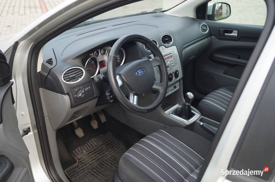 FORD FOCUS II LIFT 16 Benzyna Salon Mały nieuszkodzony podkarpackie Rzeszów sprzedam