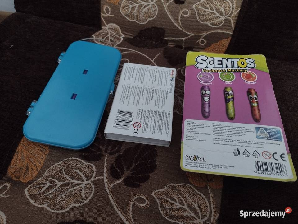 Zestaw Przybory szkolne sprzedam