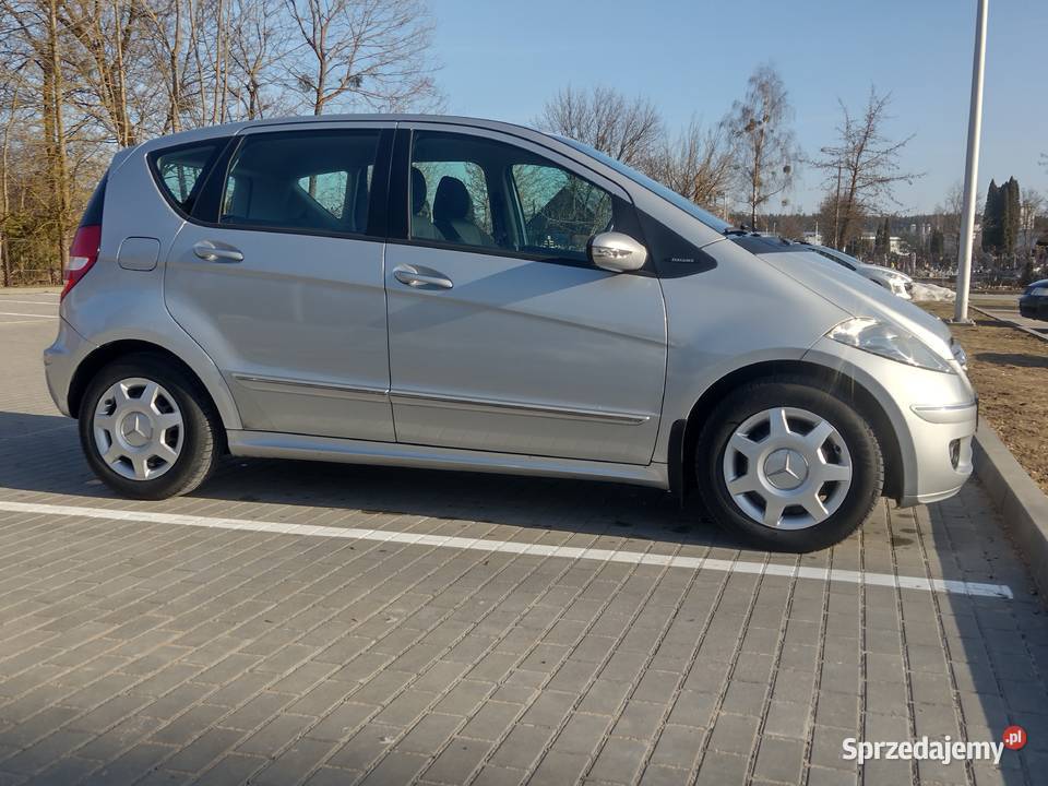 zadbany Mercedes 15 benzyna 2007r Ełk