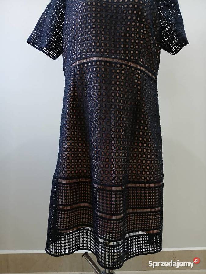 Elegancka sukienka koronka na weselekomunię Kielce