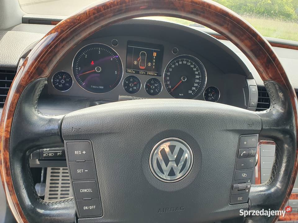 Volkswagen Phaeton 50 V10 TDI Dach solarny uszkodzony