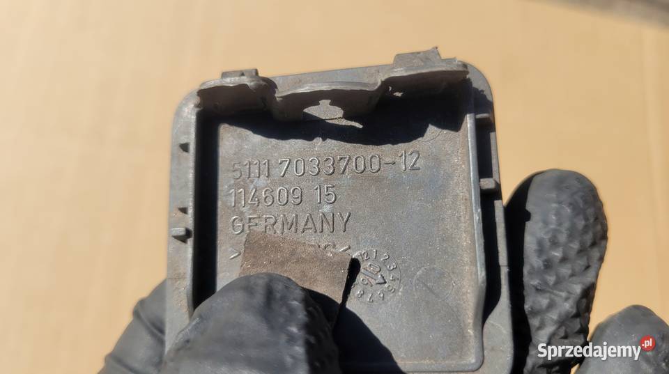 BMW 5 E60 E61 ZAŚLEPKA HAKA ZDERZAKA PRZÓD śląskie Ruda Śląska