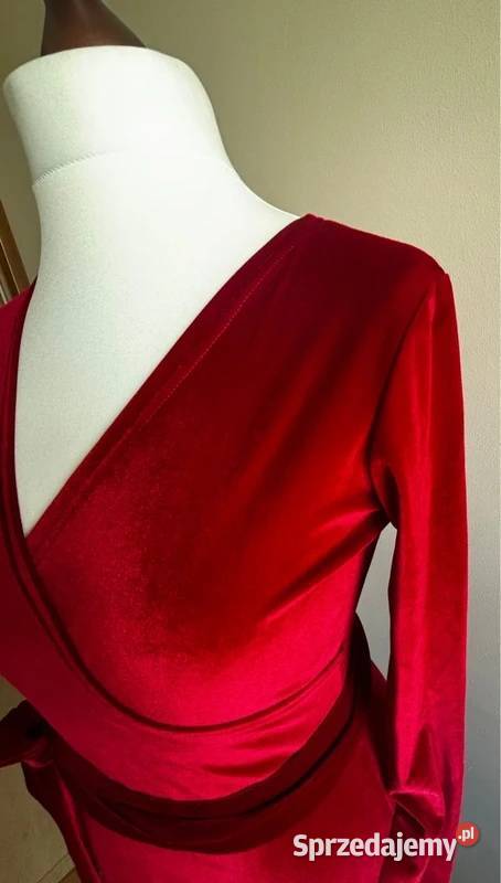 Czerwona sukienka mini Xstrit Fashion XSSM