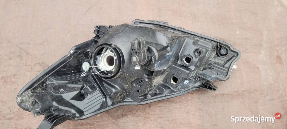 TOYOTA YARIS III 3 LIFT REFLEKTOR PRAWY LAMPA śląskie Ruda Śląska