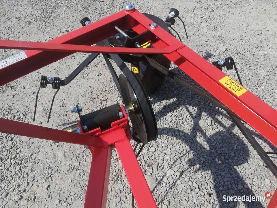 Przetrząsacz do siana PAJĄK przetrząsacz