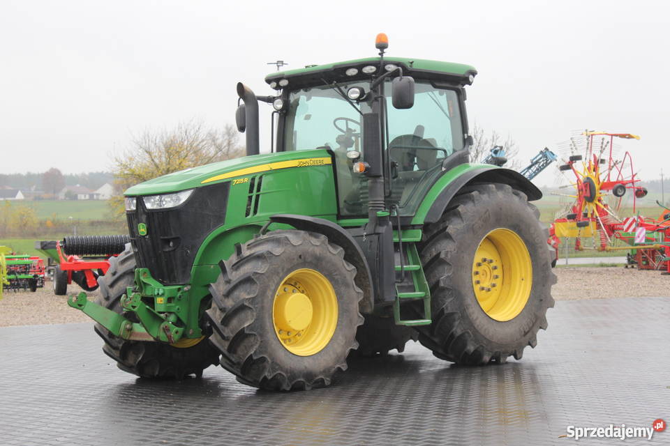 Ciągnik rolniczy John Deere 7215 R nowy Sokoły