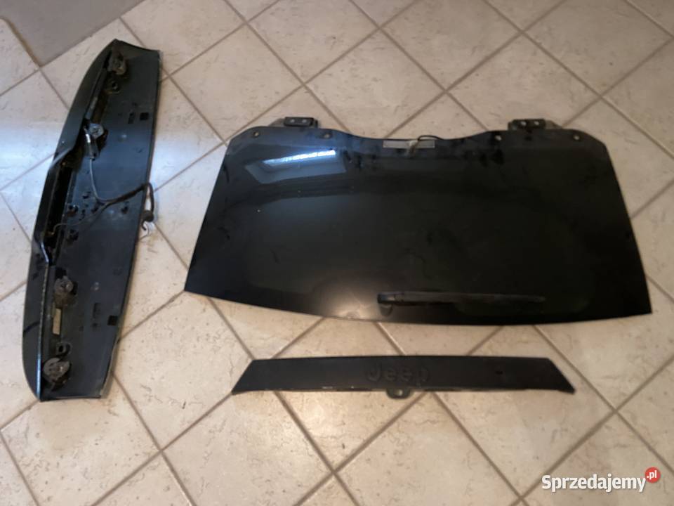 Szyba tył Jeep WK2 2013r blenda atrapa osobowe Włocławek