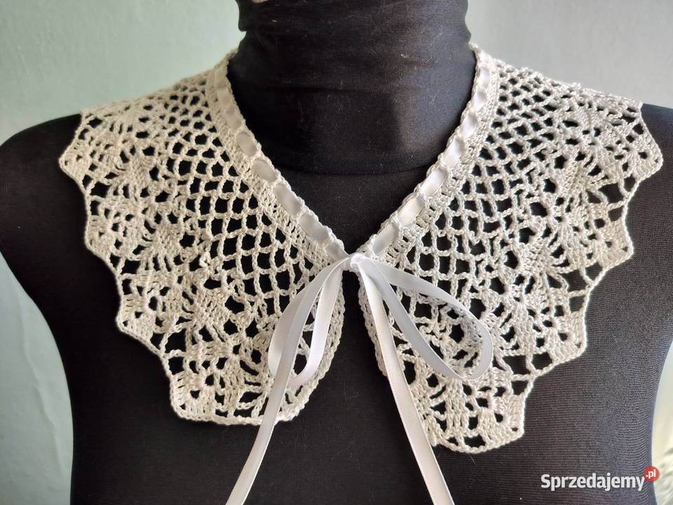 Biały szydełkowy kołnierzyk dolnośląskie Lubin