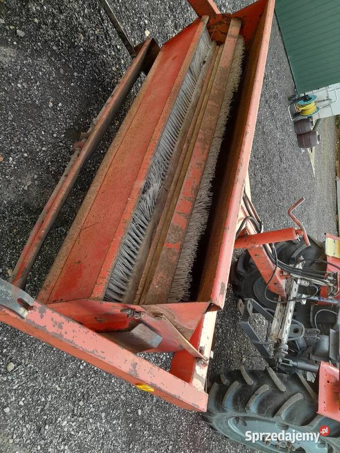 Kombajn do orzechów i jabłek Ożarów