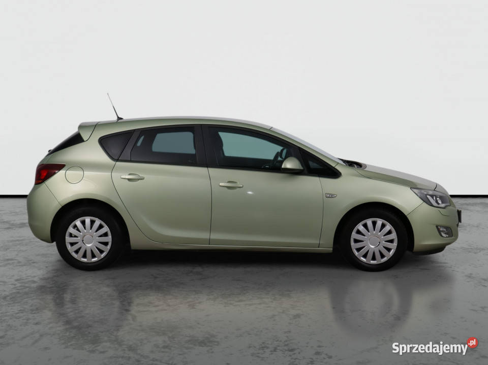 Opel Astra 14 T Zabrze