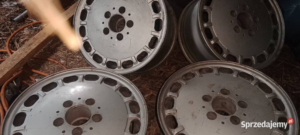 FELGI Mercedes w126 Gullideckel 4 JEDYNA NIE Kluczbork