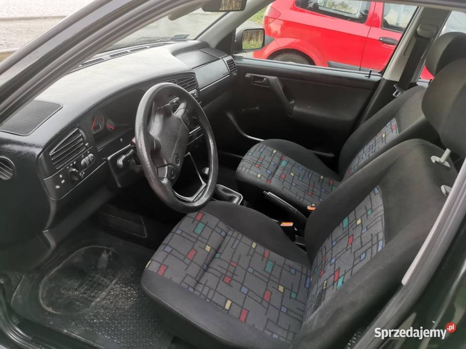 Piękny golf 3 benzyna 16 aluminiowe felgi