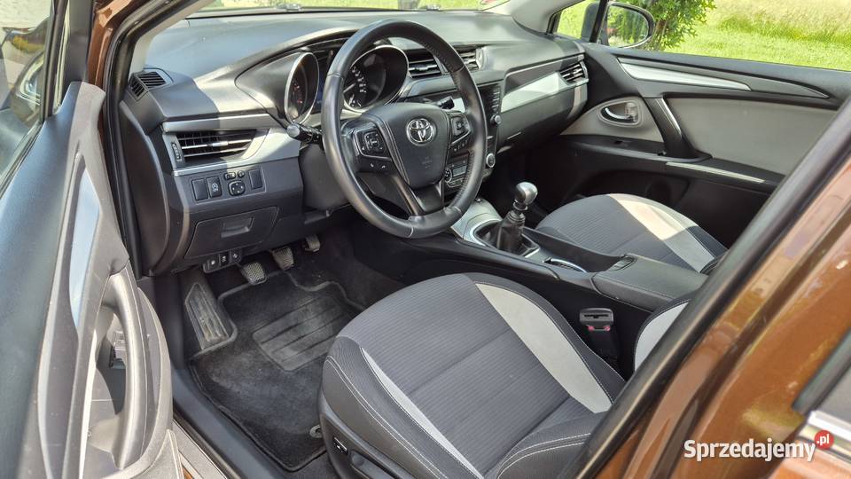 AVENSIS 20 D4D 143 bogata wersja VAT marża Rzeszów