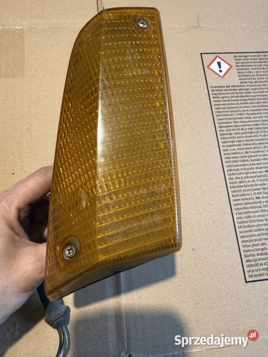 BMW e21 kierunkowskaz prawy kompletny osobowe