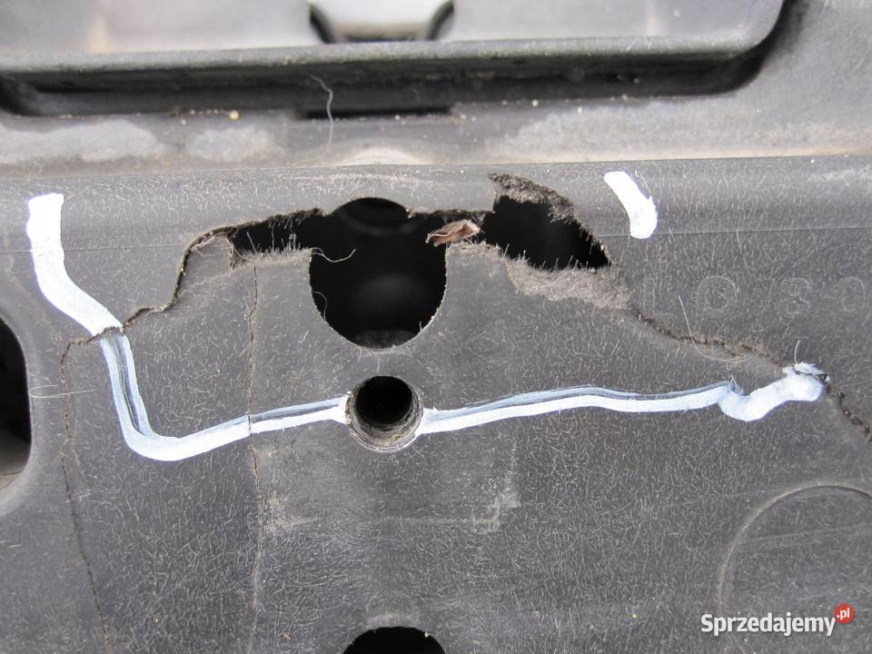 VW TOUAREG I 25 TDI 05r pas przód 4L0805594