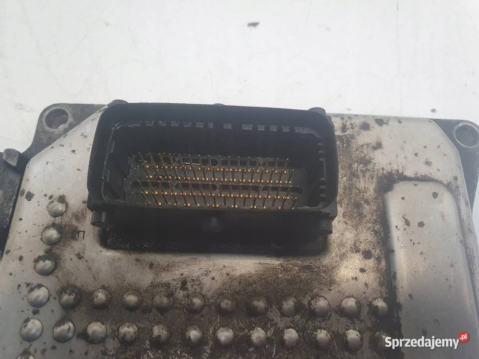 Opel Astra III H 16 16V STEROWNIK SILNIKA osobowe Rudka