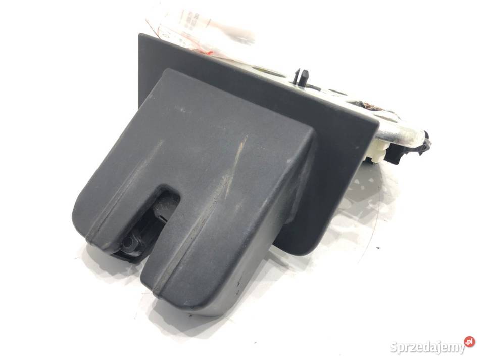 ZAMEK KLAPY TYŁ AUDI A6 C7 Kombi 1118 osobowe sprzedam