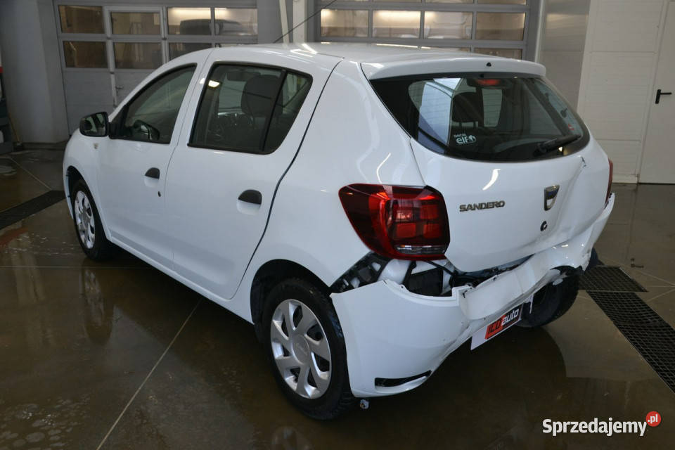 Dacia Sandero 10 benzyna 75 ledy wspomaganie