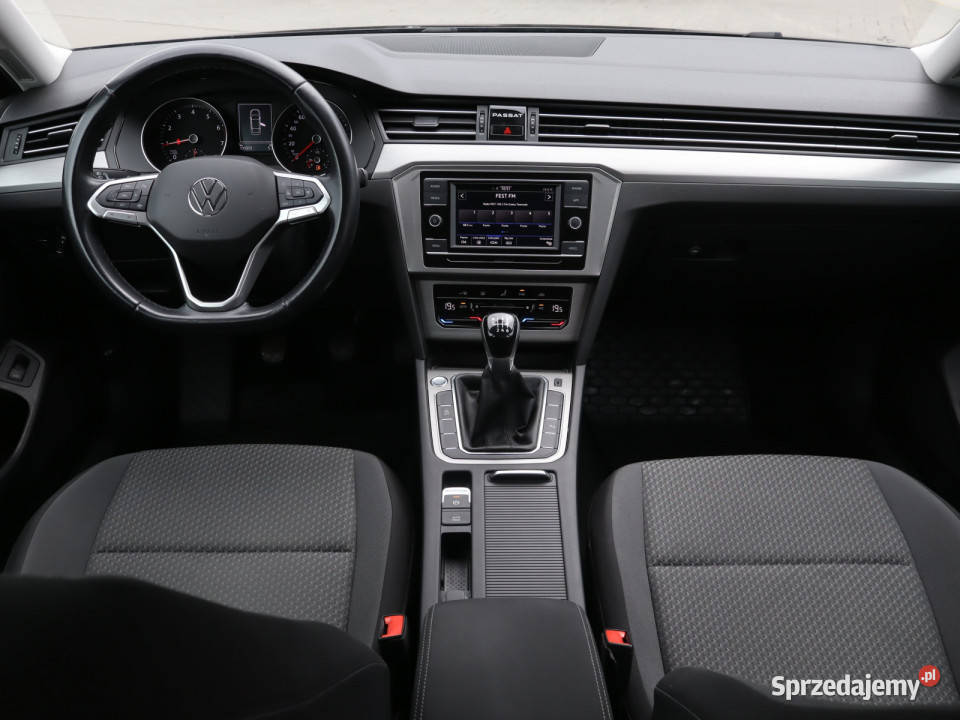 VW Passat 15 TSI benzyna Passat Katowice