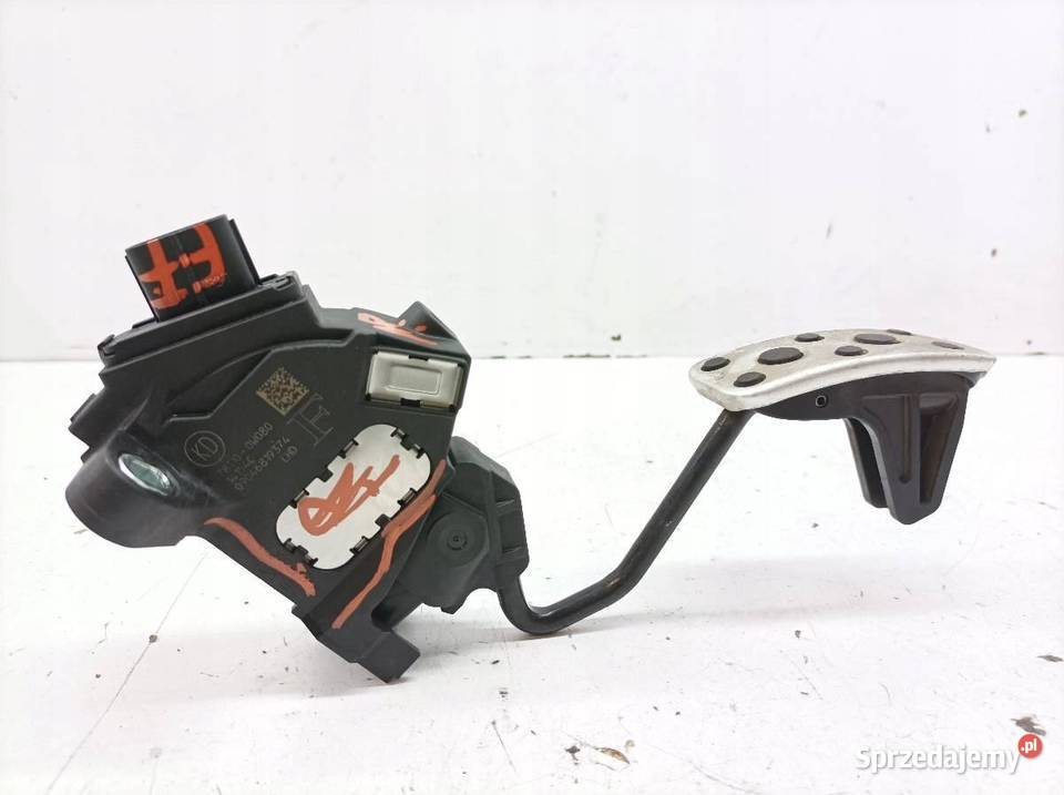 PEDAŁ POTENCJOMETR GAZU 781100W080 25 B HYB 155 osobowe Pedały