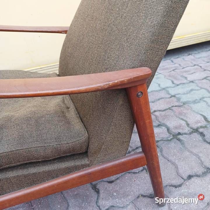 Fotel teakowy vintage skandynawia lata 60te Złotokłos